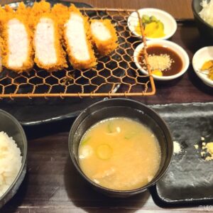 정돈 대학로본점